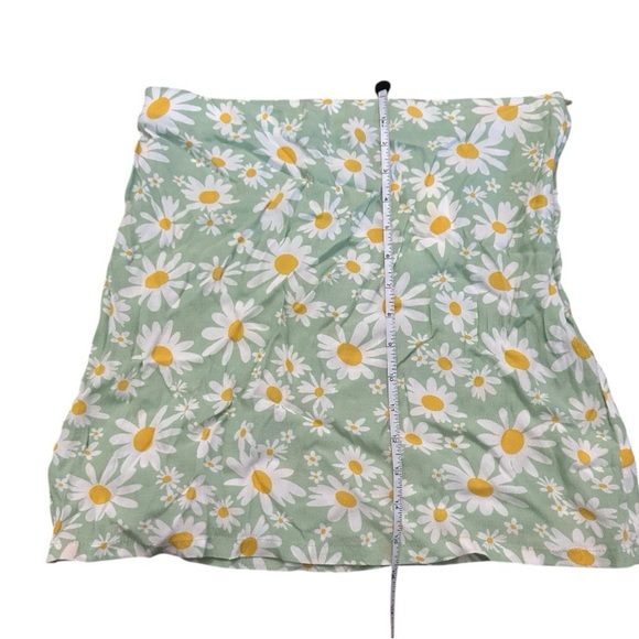 Elodie Floral Green Skirt Medium D - Picture 4 of 6